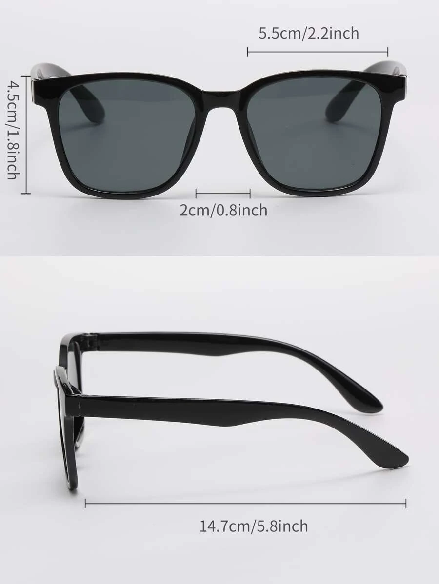 Sleek Black Rectangular Sunglasses