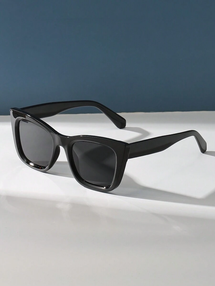 Classic Black Square Frame Sunglasses